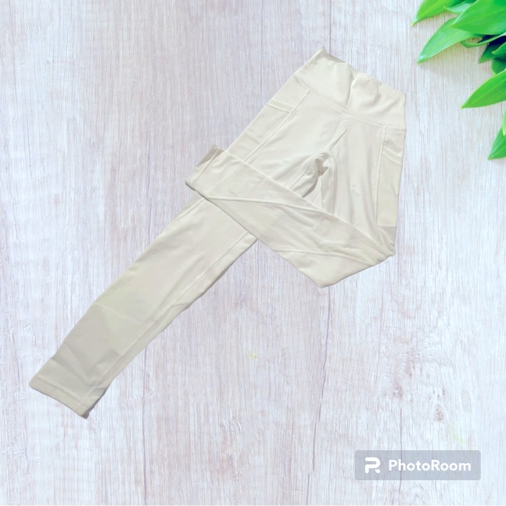 Offline by Aerie bright white leggings